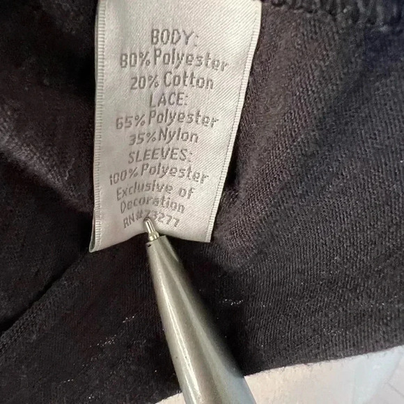 Lauren Conrad black top with flutter sleeves Size medium - Picture 8 of 8